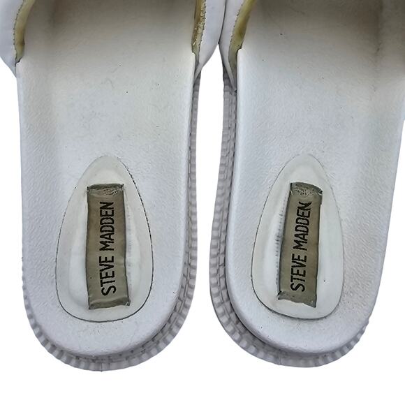 Steve Madden Womans size 10 Canny Puff Platform Slides Sandals in White Slip On - Picture 3 of 7